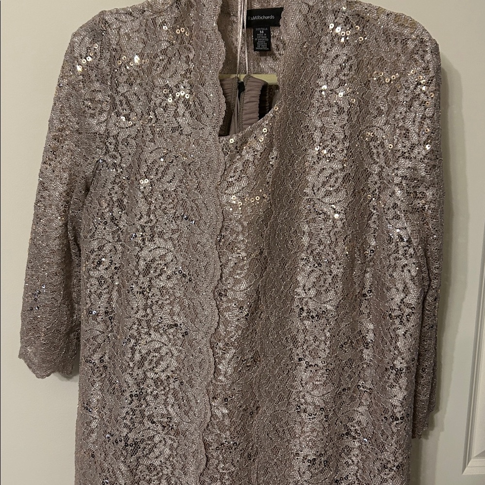 Sequined Lace Duster 3 Piece Formal Pants Suit in Mauve Taupe by R&M Richards - Picture 4 of 9